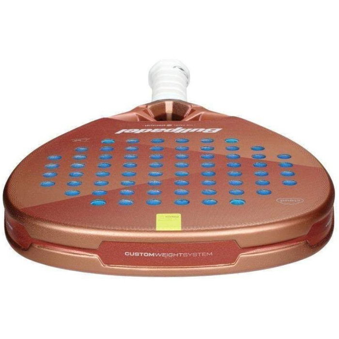 Bullpadel Vertex 05 Woman Cloud 2026 (Delfi Brea) Marrón